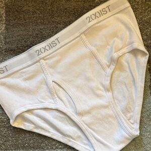 2xist Classic White Men's Briefs